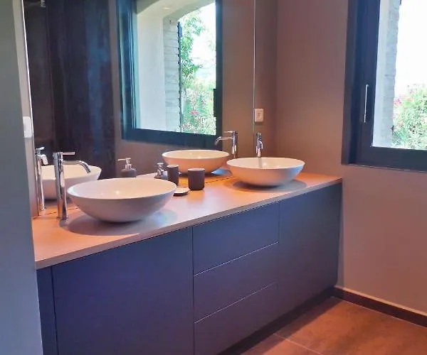 Pierre Jean 1823 Villa