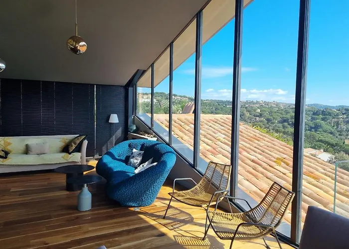 Pierre Jean 1823 빌라 *