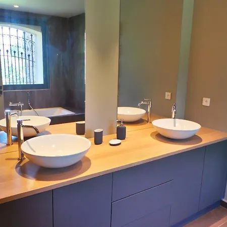 Pierre Jean 1823 Villa *