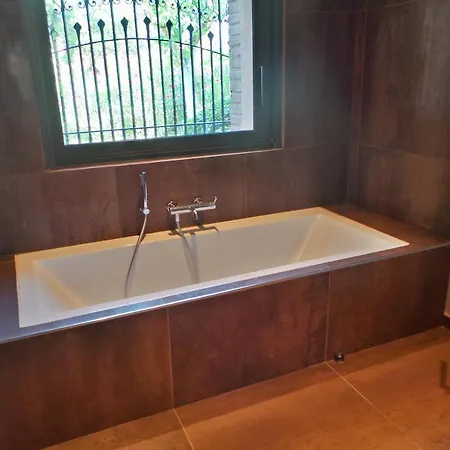 Villa Pierre Jean 1823 *