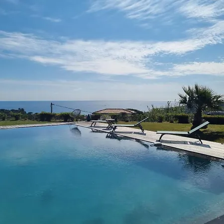 וילה Pierre Jean 1823 סן-מקסים