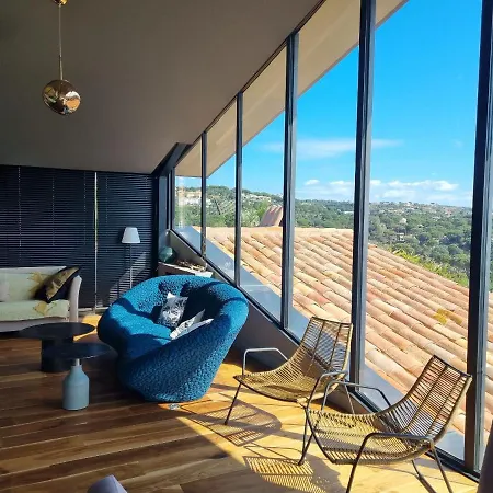 Pierre Jean 1823 Villa *