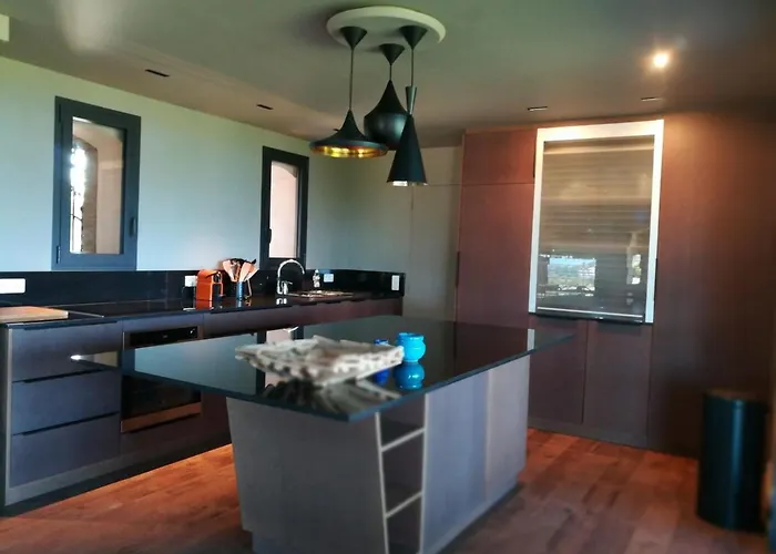 Villa Pierre Jean 1823 *