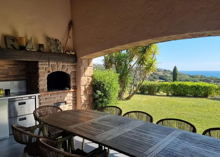 Villa Pierre Jean 1823 *